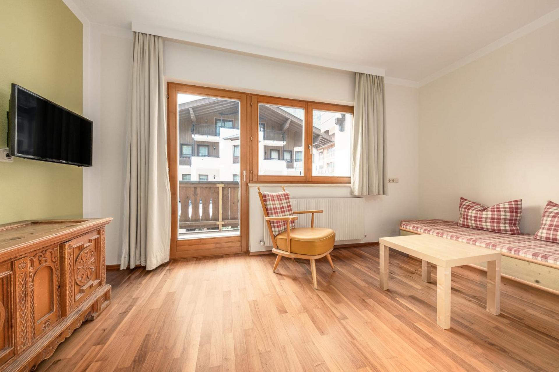מאיירהופן Apartments Alpina מראה חיצוני תמונה