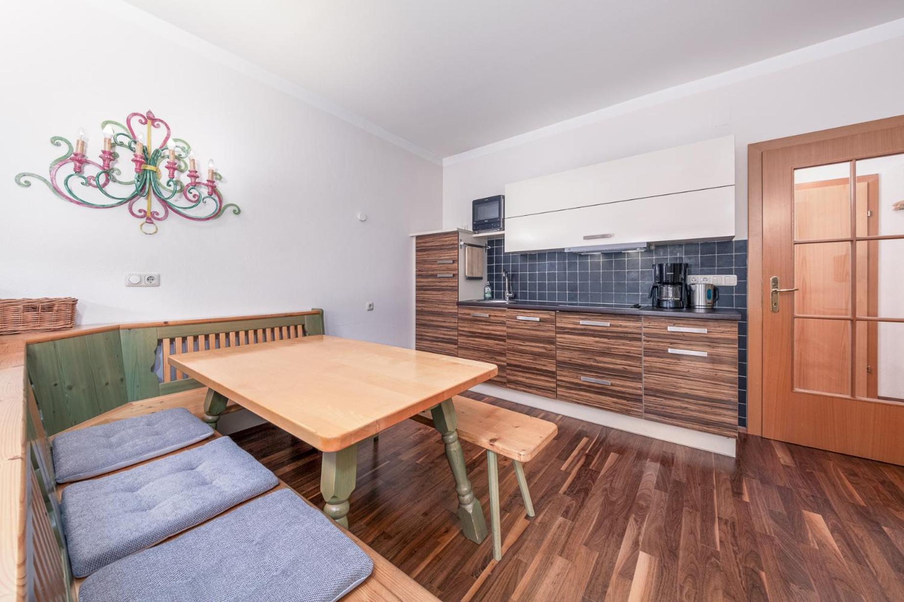 מאיירהופן Apartments Alpina מראה חיצוני תמונה